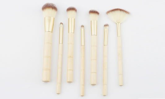 7-Piece Set: Bamboo Makeup Brushes