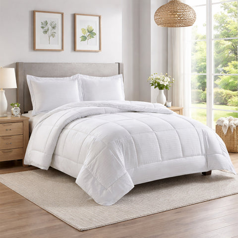 Luxury King Size 3-Piece Mini Comforter Set – White All-Season Bedding with 1 Comforter & 2 Pillow Shams | Lightweight, Fade-Resistant & Easy Care