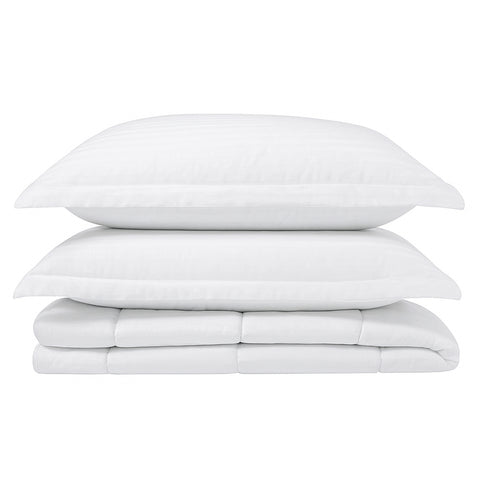 Luxurious 3-Piece Comforter Set – All-Season Bedding with 1 Comforter and 2 Pillow Shams – Queen Size, White – Lightweight, Fade-Resistant, Easy-Care Bedroom Set