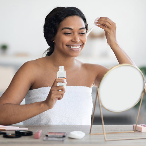Illuminating Vitamin C Facial Serum with Hyaluronic Acid & Vitamin E