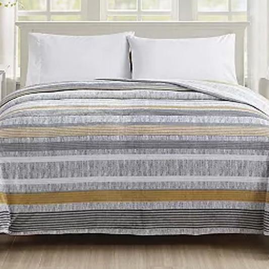 Ultra Soft Plush Throw Blanket – Lightweight 50" x 60" All-Season Blanket for Couch, Bed, or Travel – Warm, Cozy, and Machine Washable