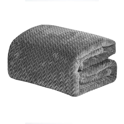 Chevron Braided Micro Plush Blanket – Premium Soft All-Season Blanket – Lightweight, Warm, and Machine Washable