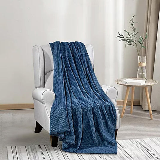 Chevron Braided Microplush Throw Blanket – Soft 50" x 60" Lightweight All-Season Blanket for Couch or Bed – Fade-Resistant and Machine Washable
