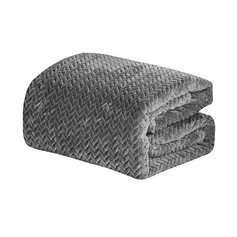 Chevron Braided Microplush Throw Blanket – Soft 50" x 60" Lightweight All-Season Blanket for Couch or Bed – Fade-Resistant and Machine Washable