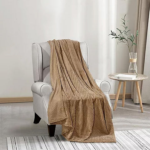 Chevron Braided Microplush Throw Blanket – Soft 50" x 60" Lightweight All-Season Blanket for Couch or Bed – Fade-Resistant and Machine Washable