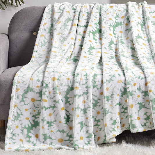 Delightful Daisies Floral Oversized Throw Blanket 60" x 70" Soft Lightweight Polyester Decorative Throw Blanket