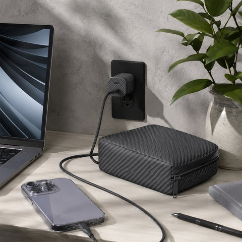 30W USB-C PD Charging Kit – Carbon Fiber Fast Charger Bundle with 6ft 2-in-1 Cable & Travel Pouch