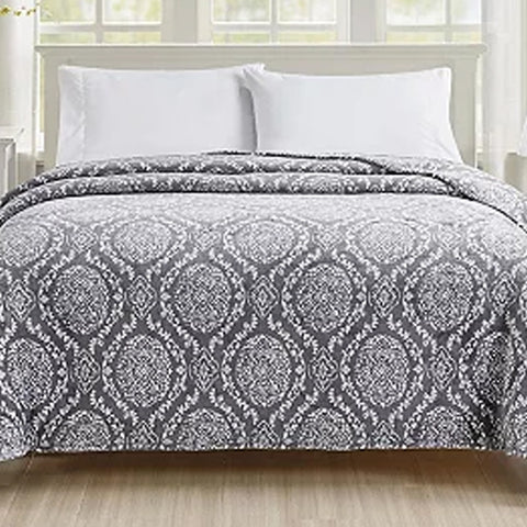 Ultra Soft Plush Throw Blanket – Lightweight 50" x 60" All-Season Blanket for Couch, Bed, or Travel – Warm, Cozy, and Machine Washable