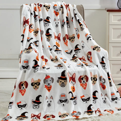 Ultra Soft Micro Plush Halloween Themed 50" x 60" Throw Blanket –  Cozy Blanket for Couch, Bed, or Living Room – Lightweight, Warm, All-Season Comfort, Machine Washable