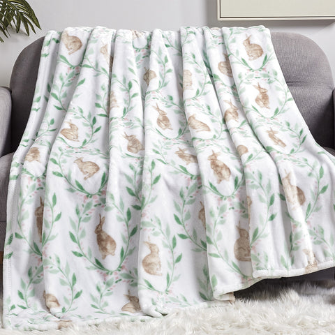 Luxurious Micro Plush Throw Blanket – Ultra Soft 50" x 70" Lightweight Fleece for Couch, Bed, and Home Décor – 100% Polyester, Machine Washable
