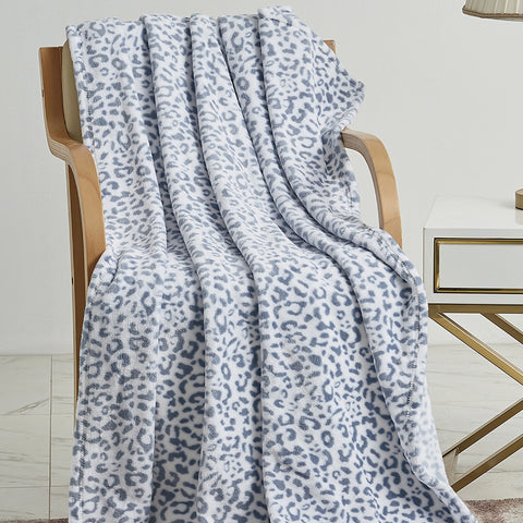 Ultra Soft Plush Throw Blanket – Lightweight 50" x 60" All-Season Blanket for Couch, Bed, or Travel – Warm, Cozy, and Machine Washable