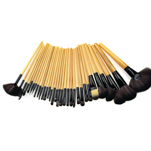 32-Piece Makeup Brush Set with Case – Synthetic Face and Eye Brushes, Natural Handles