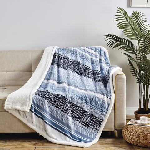 Ultra-Soft Microplush Printed Sherpa Throw Blanket – 50" x 60"  Lightweight Warm Fleece Blanket for Couch, Sofa & Bed | 100% Polyester | Machine Washable