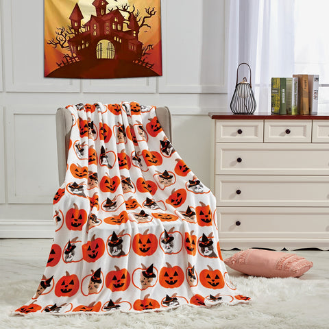 Ultra Soft Micro Plush Halloween Themed 50" x 60" Throw Blanket –  Cozy Blanket for Couch, Bed, or Living Room – Lightweight, Warm, All-Season Comfort, Machine Washable