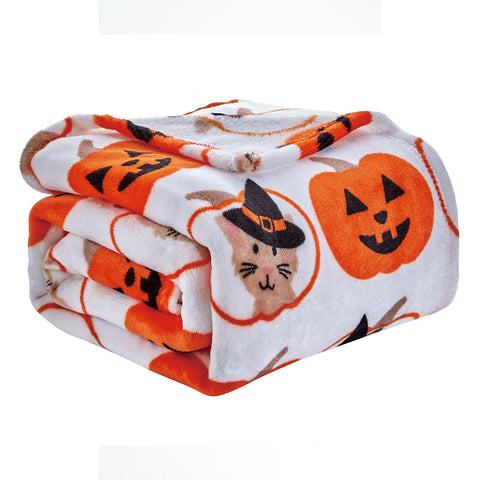 Ultra Soft Micro Plush Halloween Themed 50" x 60" Throw Blanket –  Cozy Blanket for Couch, Bed, or Living Room – Lightweight, Warm, All-Season Comfort, Machine Washable