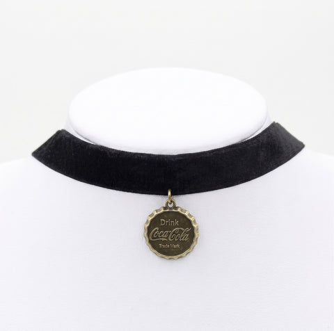 9-Pack Women’s Choker Necklace Set – Classic, Velvet, Lace & Pendant Styles with Adjustable Fit for Everyday & Special Occasions