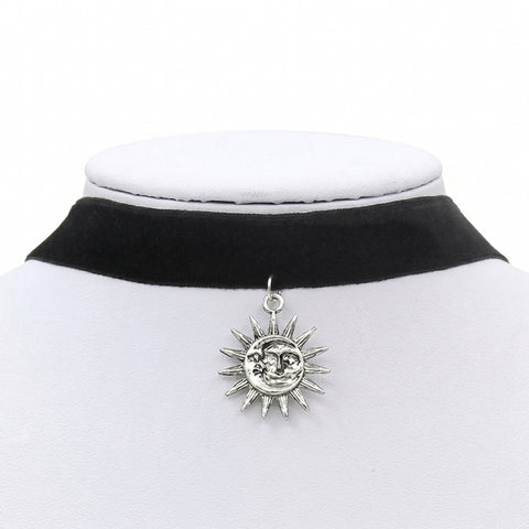 9-Pack Women’s Choker Necklace Set – Classic, Velvet, Lace & Pendant Styles with Adjustable Fit for Everyday & Special Occasions