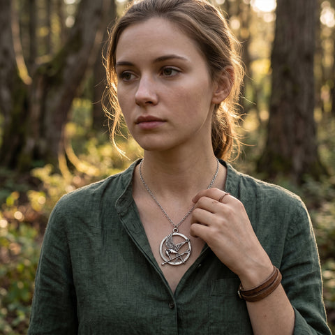 Mockingjay-Style Bird Pendant Necklace – Gold or Silver Tone Fantasy Inspired Necklace (18” Chain)