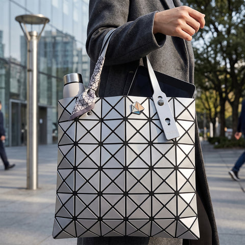 Geometric Day-Shift Tote Stylish Everyday Tote Bag for Work, Shopping, and Casual Use