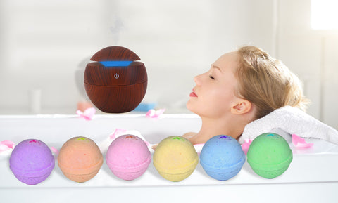 Aromatherapy Wood Grain Diffuser and Moisturizing Bath Bombs (7-Pack)