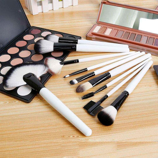 32-Piece: Professional Synthetic Foundation Powder Concealers Eye Shadows Blush Makeup Brush Set With A Premium Black Leather Pouch
