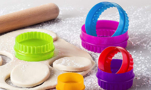 7-Pack: Premium Quality Two-sided Biscuit Cutter Set for Cookies and Fondant Cakes
