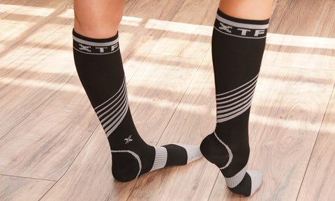 V-Striped Grey Knee-High Compression Socks(1-Pair)